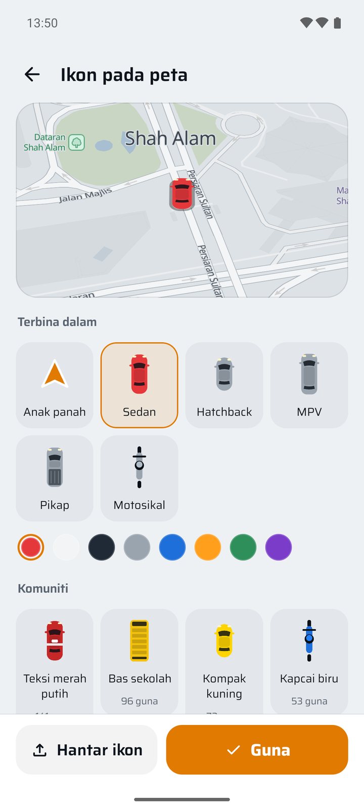 Ikon pada peta: sedan merah dipilih, dengan pilihan warna dan ikon komuniti.